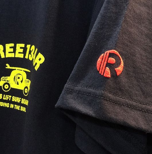 134R T-Shirts navy surfcar