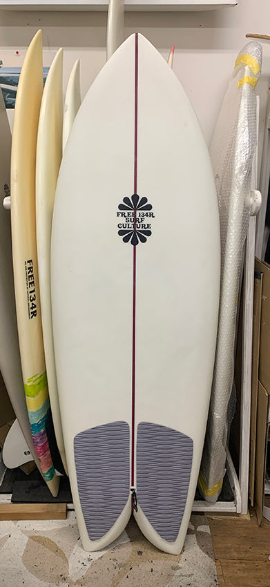 134R surfboard Twin Angel