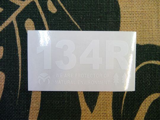 134R vinyl sticker 134R　サイズS/M #134R-ST023005